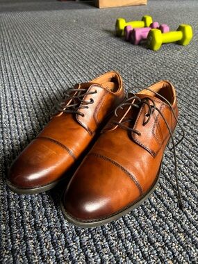 Florsheim Chestnut Leather Cap-Toe Derby Shoes